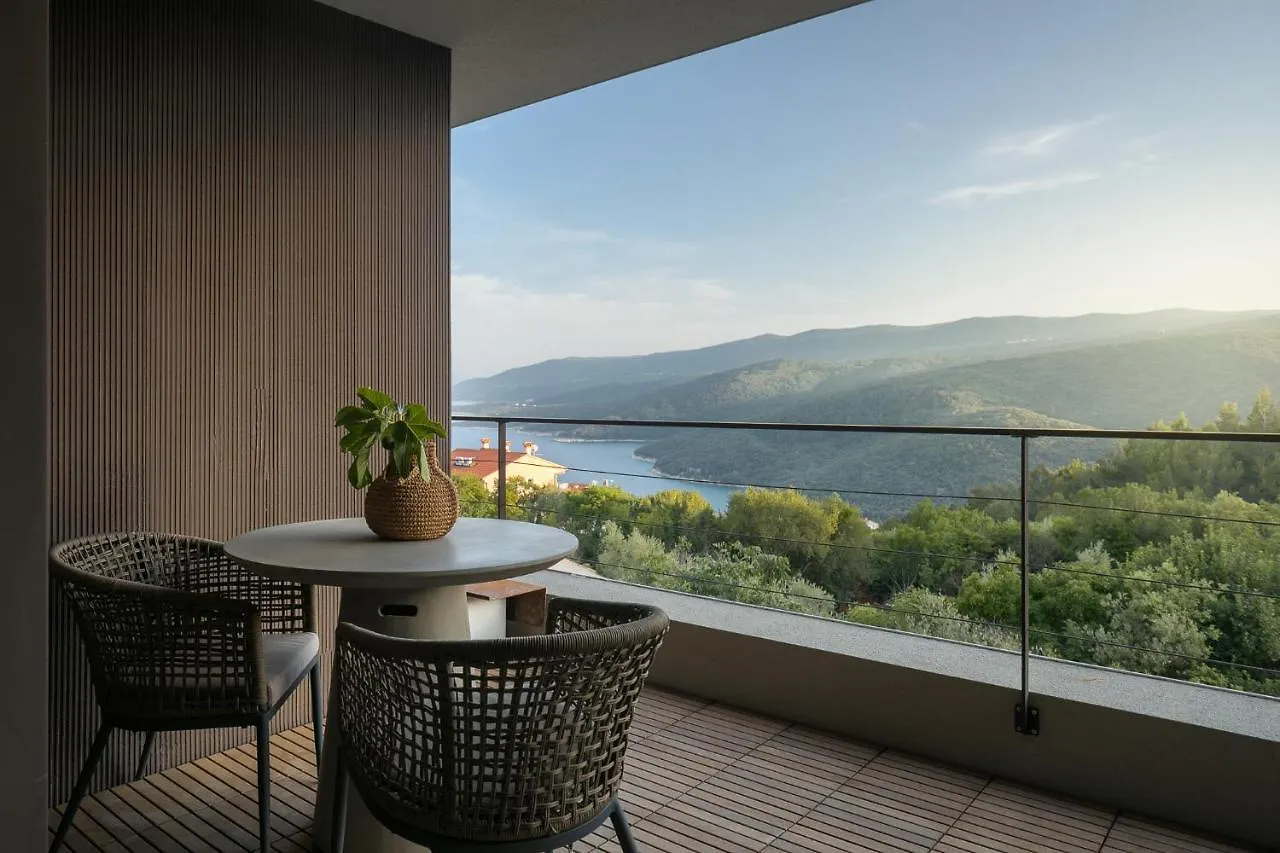 Oltremare Apartments With Pool Rabac